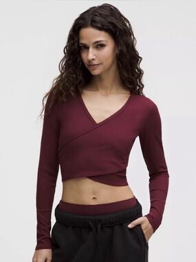 NWT Lululemon heart vday Nulu wrap top in burgundy bay